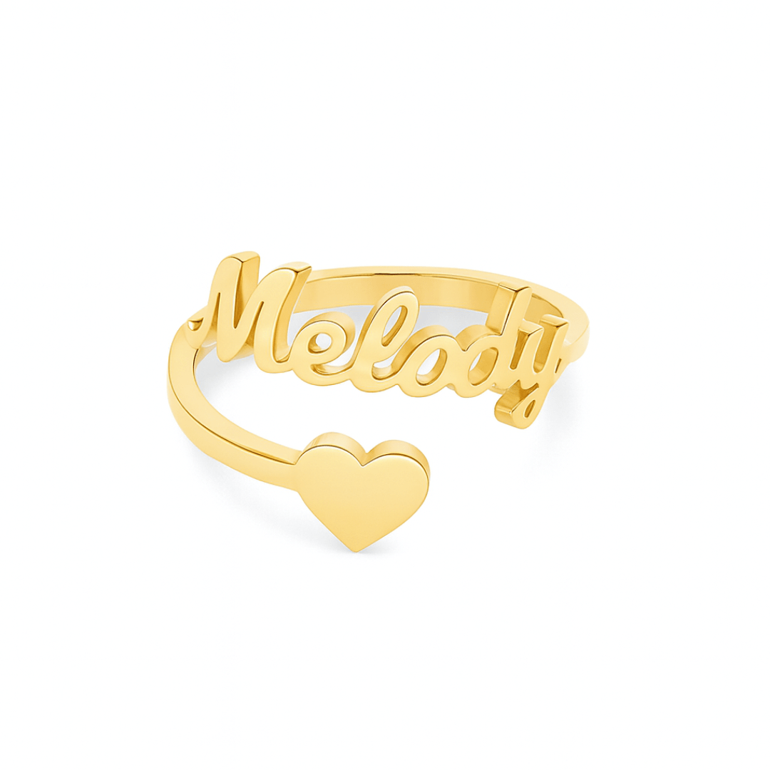 Anello a forma di cuore: personalizzato e significativo